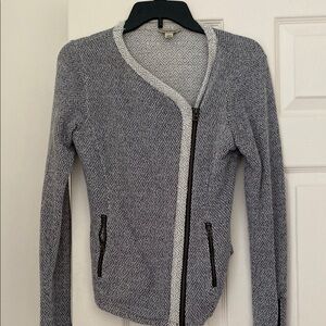 Lucky Brand Gray and White Women's Sweater